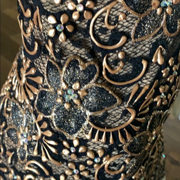 Embellished Italian Rubber flowers/crystals mini - Picture 5 of 8